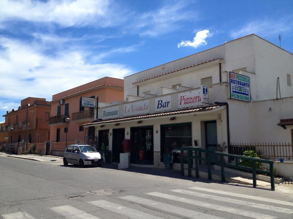La Veranda Hotel Ardea Exterior foto